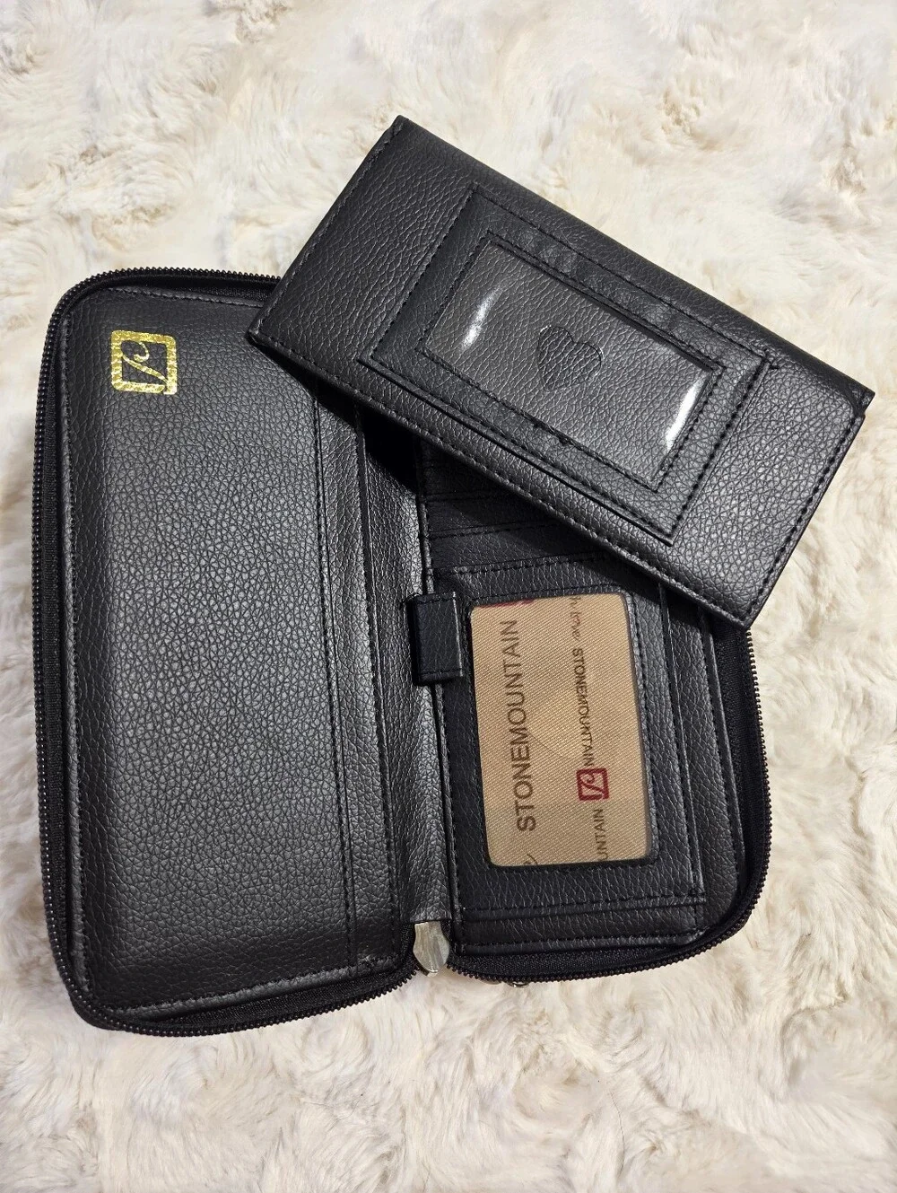 Stone Mountain - 2 Pc Genuine Leather Double Section Wallet With Checkbook Case